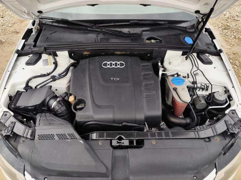 Audi A4 2.0 дизел Автомат, снимка 15 - Автомобили и джипове - 53399476