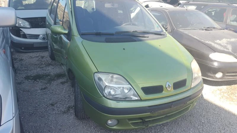 Renault Scenic 2.0 16v на части, снимка 1 - Автомобили и джипове - 26364787