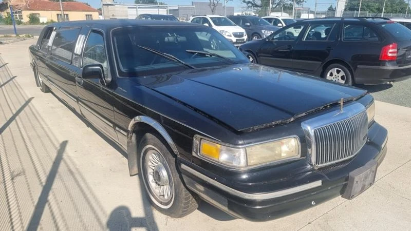 Lincoln Town car, снимка 7 - Автомобили и джипове - 37300576