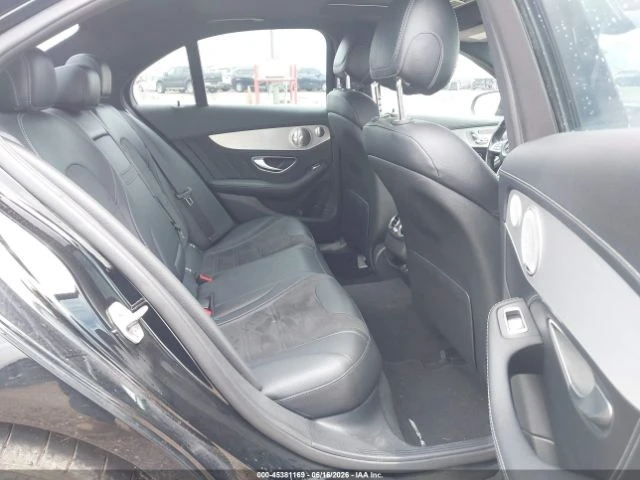 Mercedes-Benz C 63 AMG BURMESTER* ALCANTARA* ПОДГРЕВ* ШИБИДАХ* КАМЕРА* , снимка 8 - Автомобили и джипове - 55663330