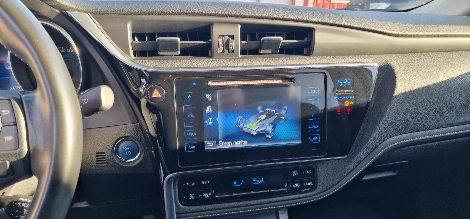 Toyota Auris, снимка 1