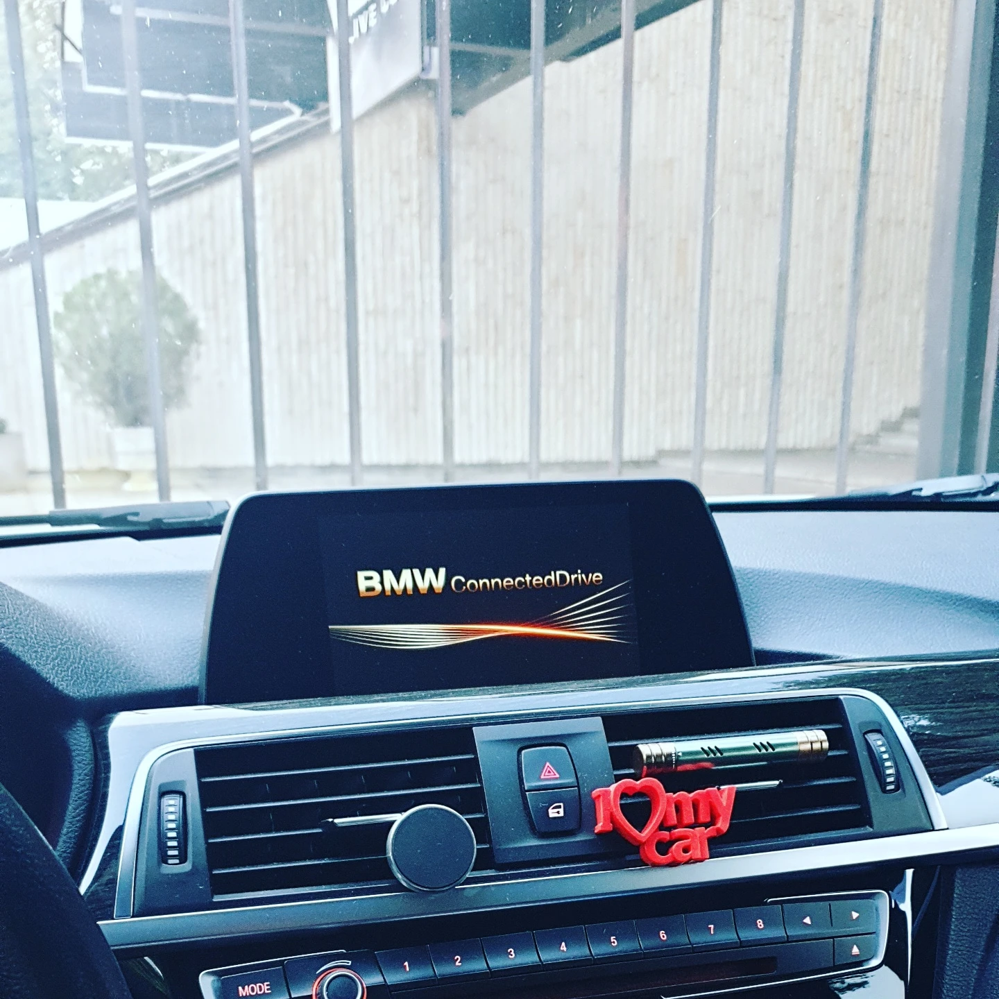 BMW 320 320d Lci  | Mobile.bg   14