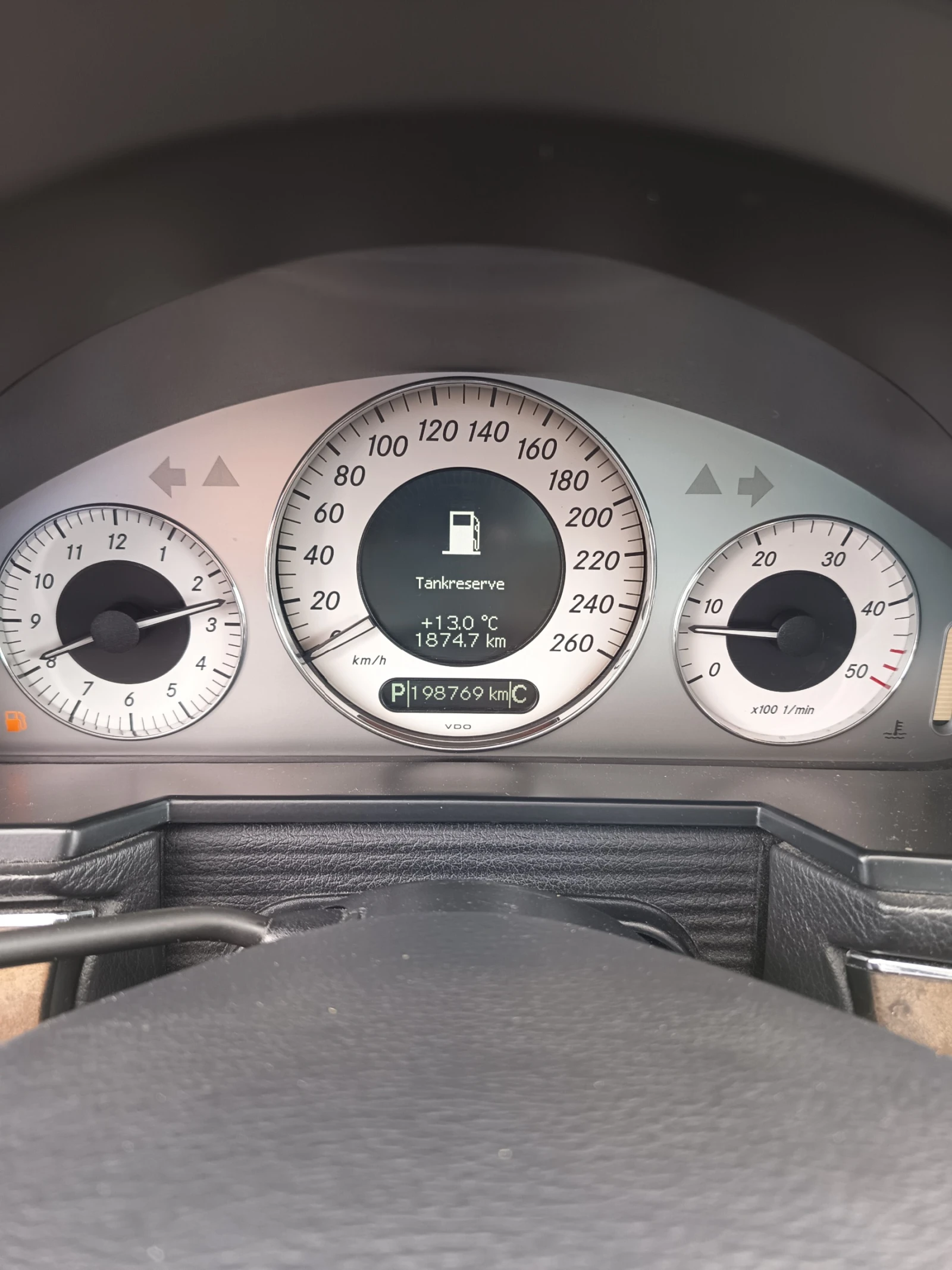 Mercedes-Benz E 280 3.0\190к.с - изображение 7