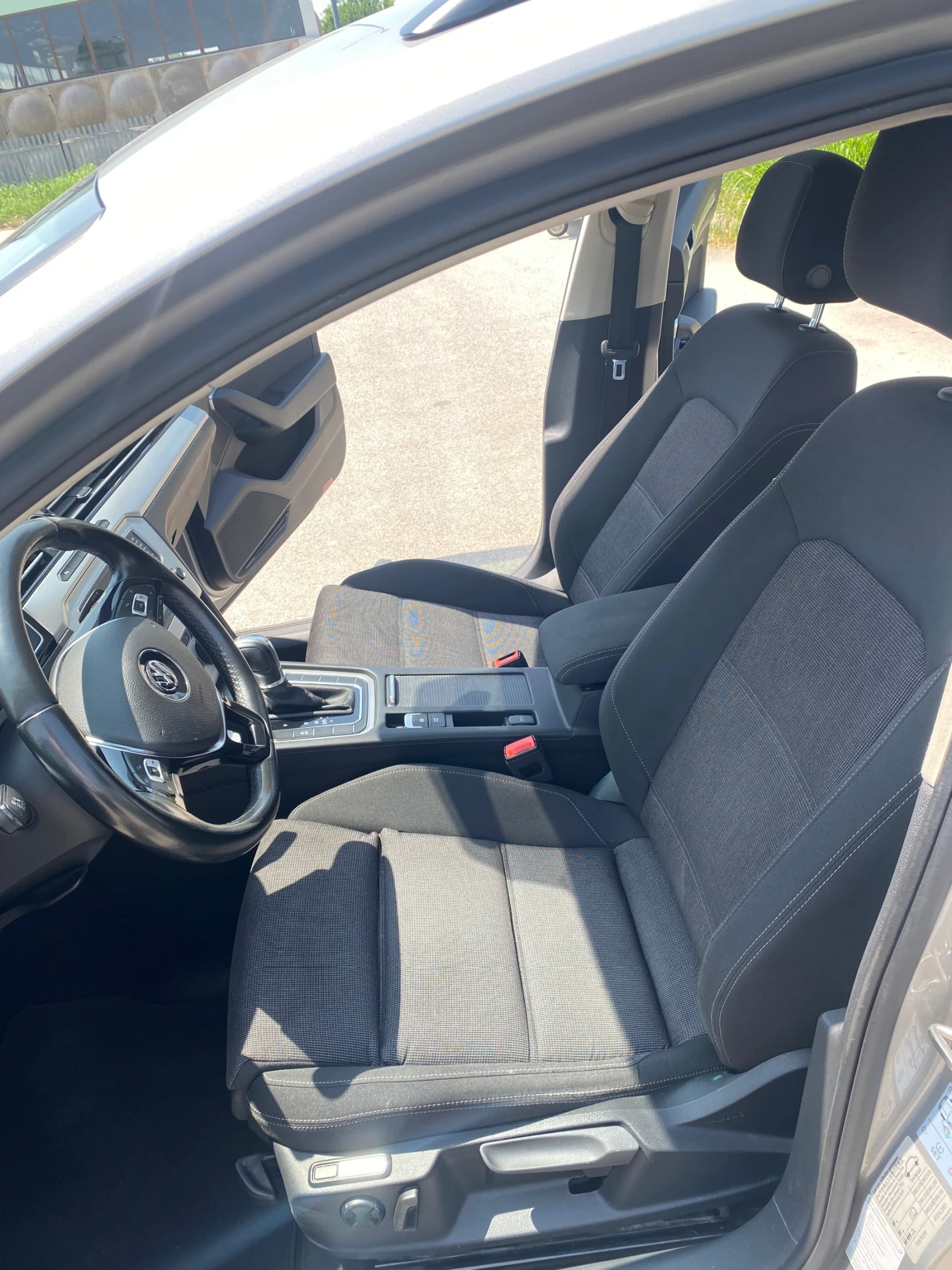 VW Passat Comfortline 2.0 TDI BMT - изображение 10