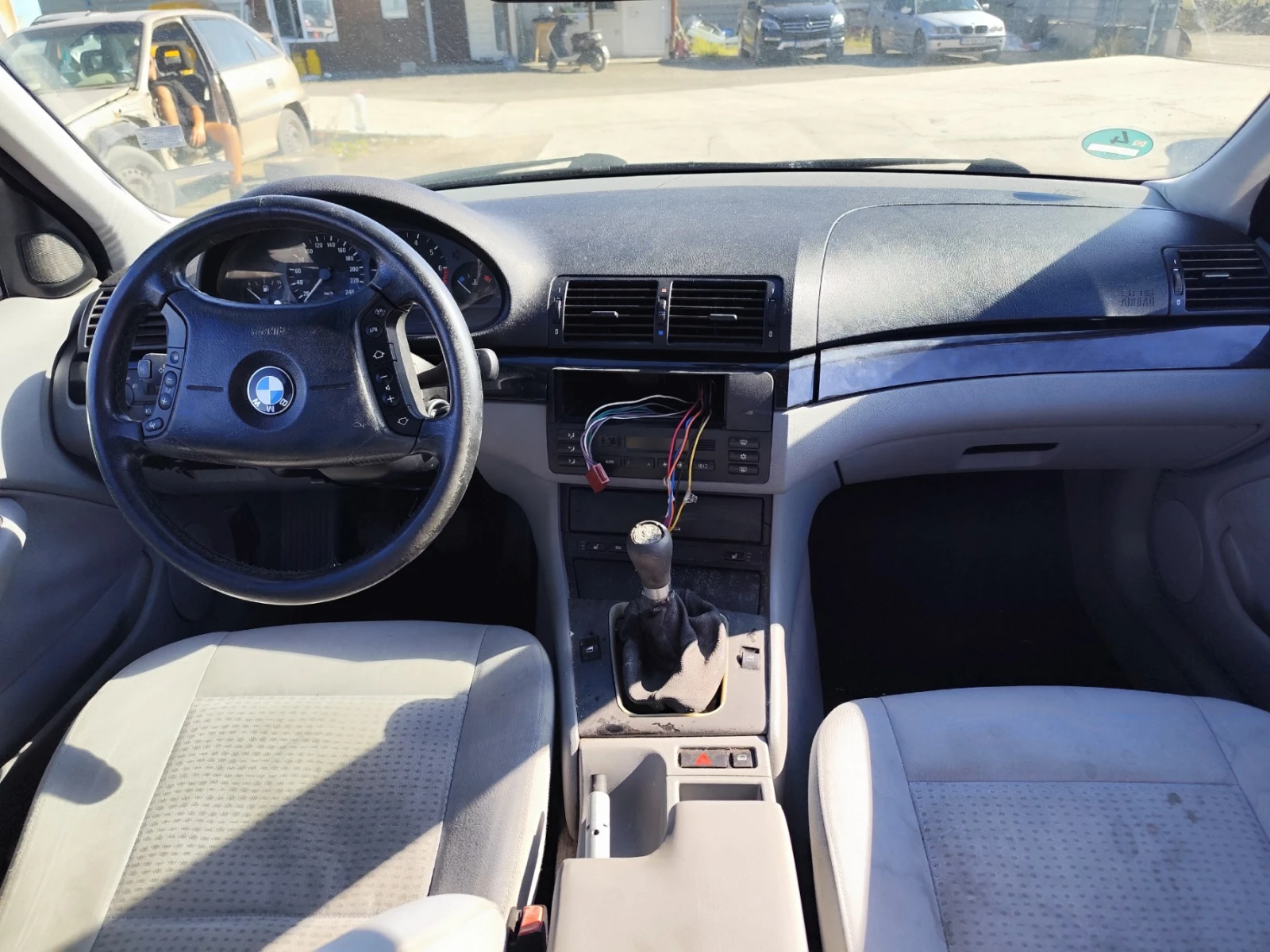 BMW 318 И - изображение 5