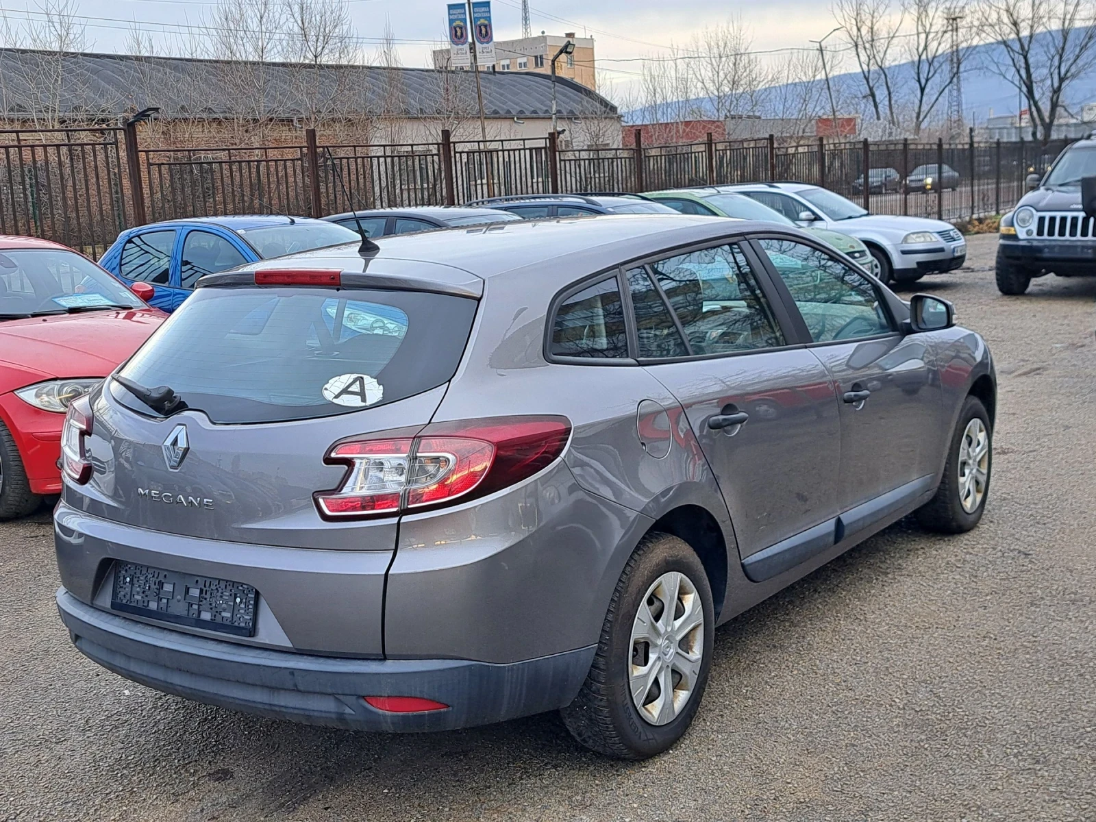 Renault Megane 1, 6i 101kc 2010� | Mobile.bg � ����������� 5