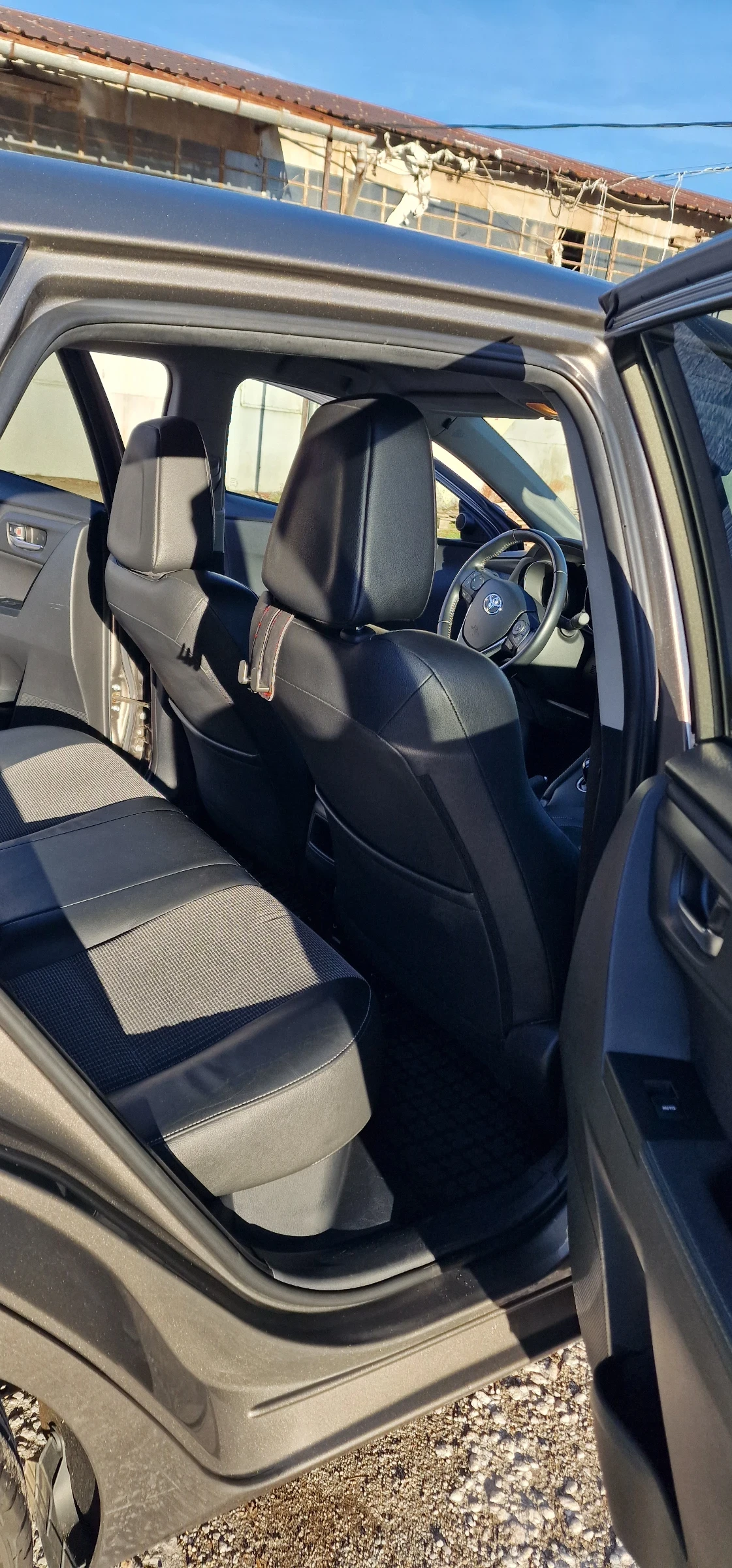 Toyota Auris | Mobile.bg � ����������� 4