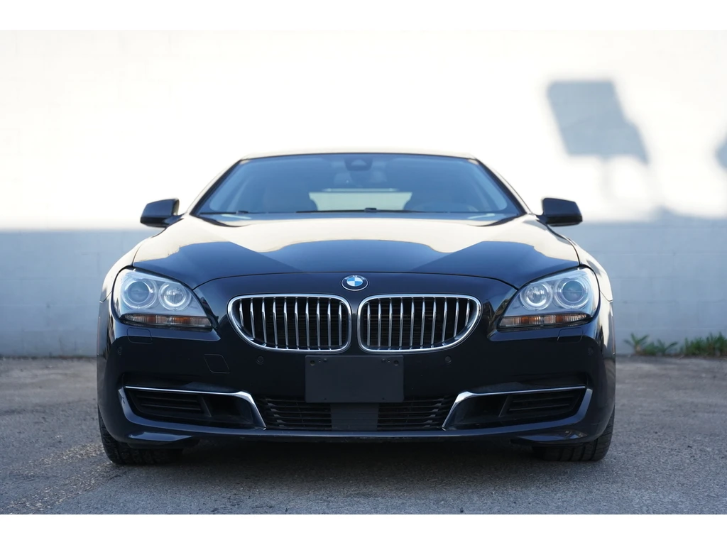 BMW 650 xDrive GranCoupe/V8/BROWN INTERIOR/PANO ROOF - изображение 2