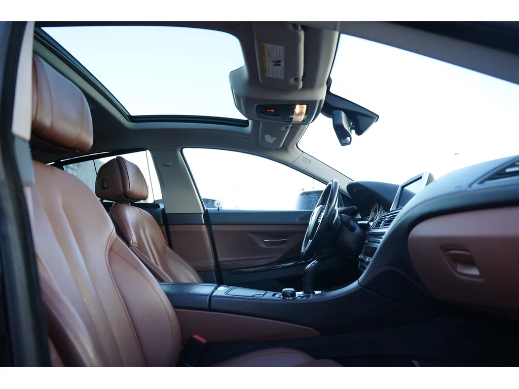 BMW 650 xDrive GranCoupe/V8/BROWN INTERIOR/PANO ROOF - изображение 8