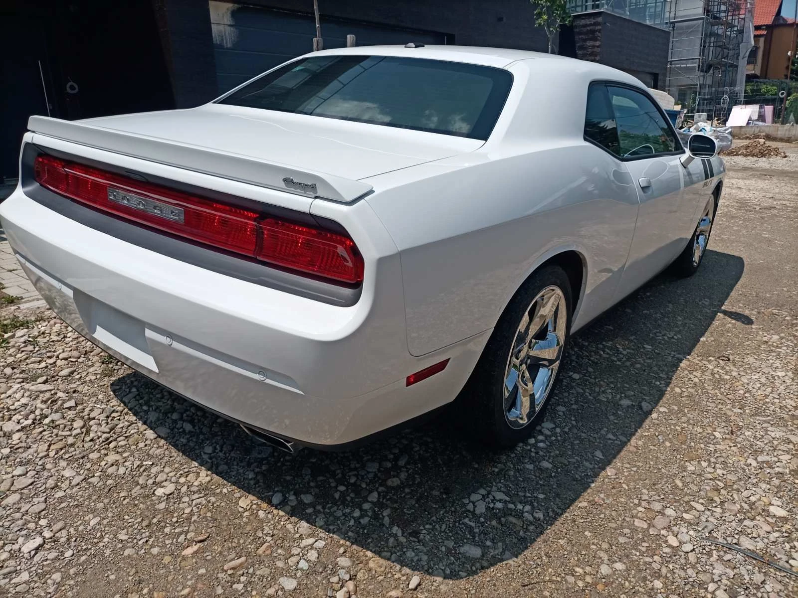 Dodge Challenger 5.7 RT, снимка 2 - Автомобили и джипове - 55155943