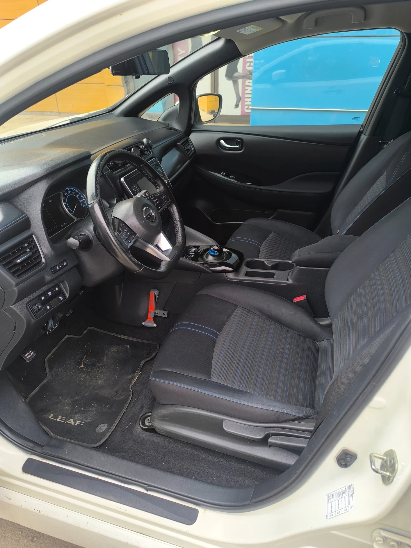 Nissan Leaf , снимка 6 - Автомобили и джипове - 55094500