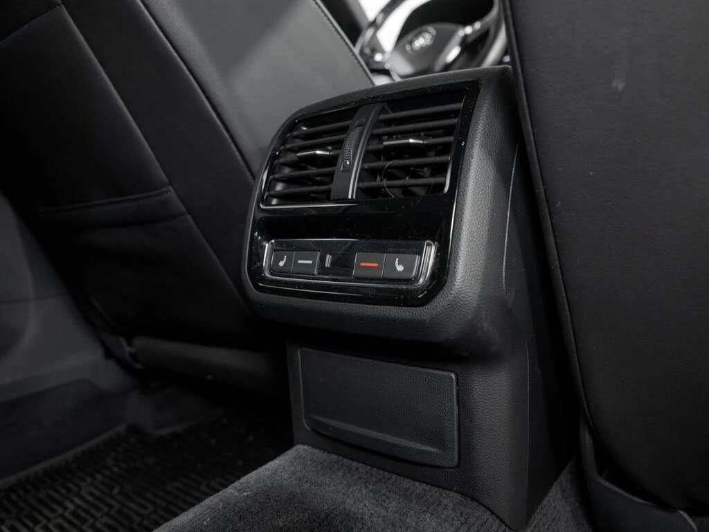 VW Arteon SEL R-Line 4Motion/PANO/360CAM, снимка 16 - Автомобили и джипове - 55123101