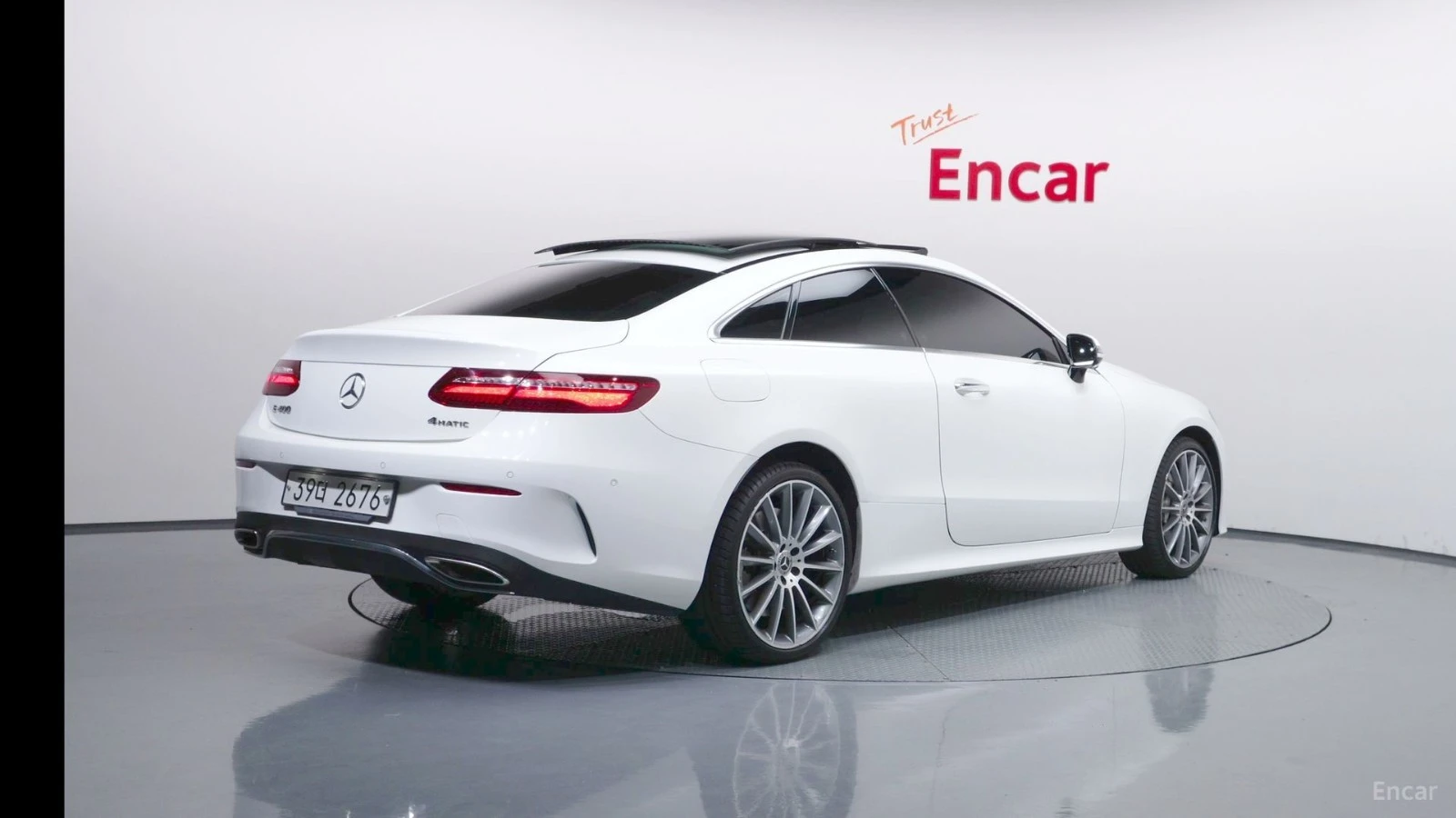 Mercedes-Benz E 400 COUPE* 4MATIC* КОЖА* ПОДГРЕВ* ОБДУХВ* BURMAST* PAN, снимка 2 - Автомобили и джипове - 55543258