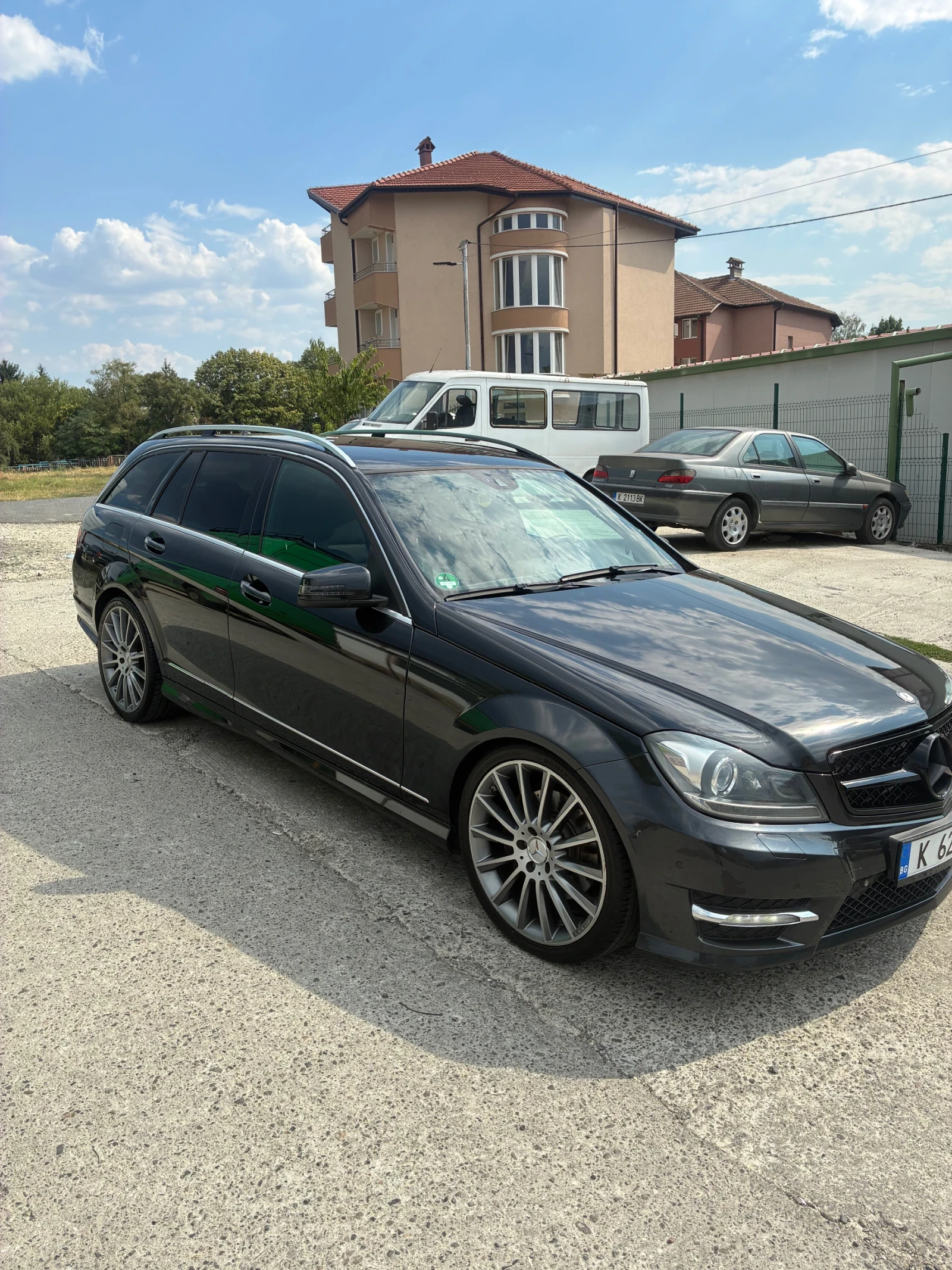 Mercedes-Benz C 350, снимка 4 - Автомобили и джипове - 55994413