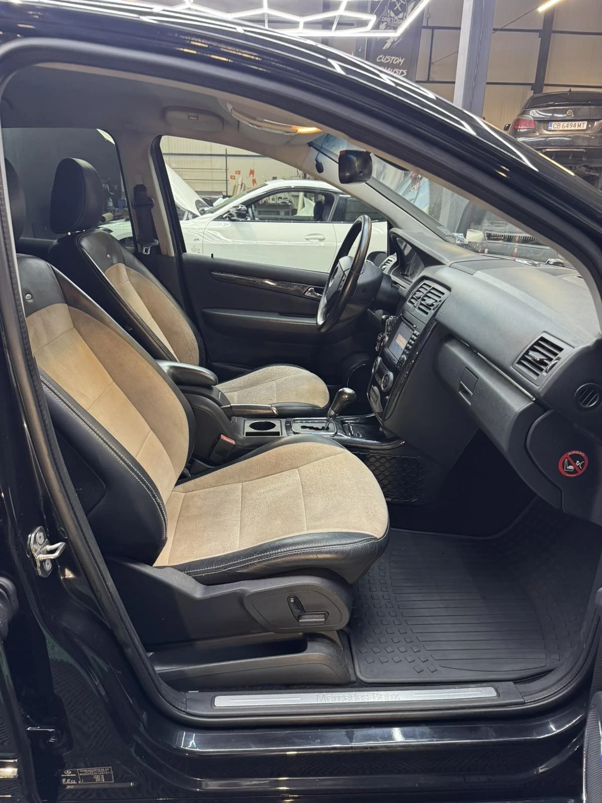 Mercedes-Benz B 200 200 turbo, снимка 6 - Автомобили и джипове - 56272194