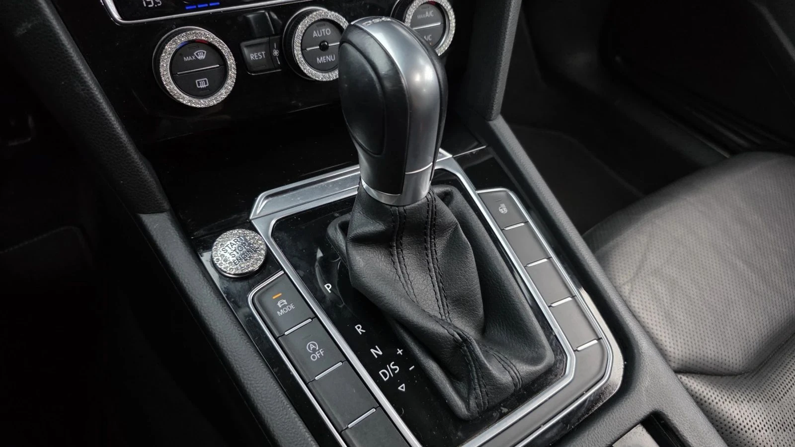 VW Arteon, снимка 9 - Автомобили и джипове - 56689695