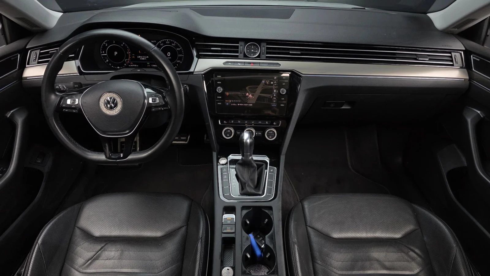 VW Arteon, снимка 7 - Автомобили и джипове - 56689695