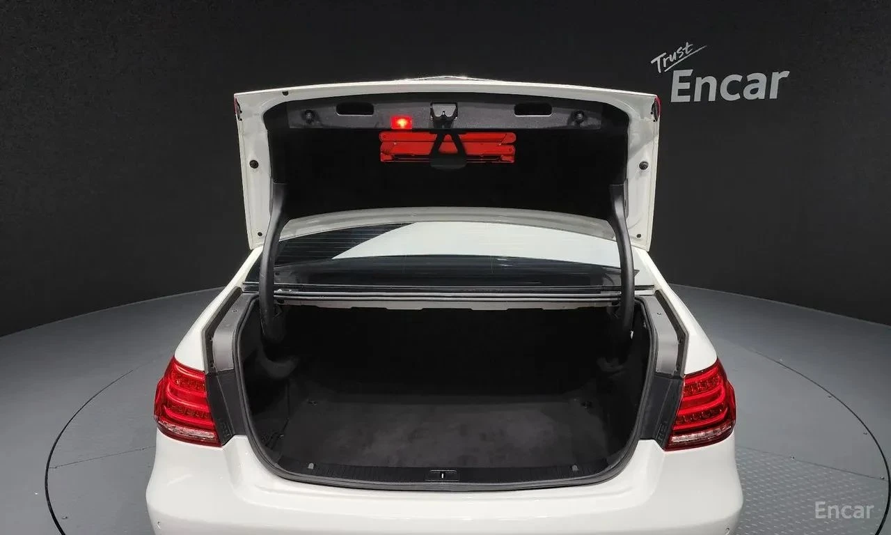 Mercedes-Benz E 250, снимка 5 - Автомобили и джипове - 56714888