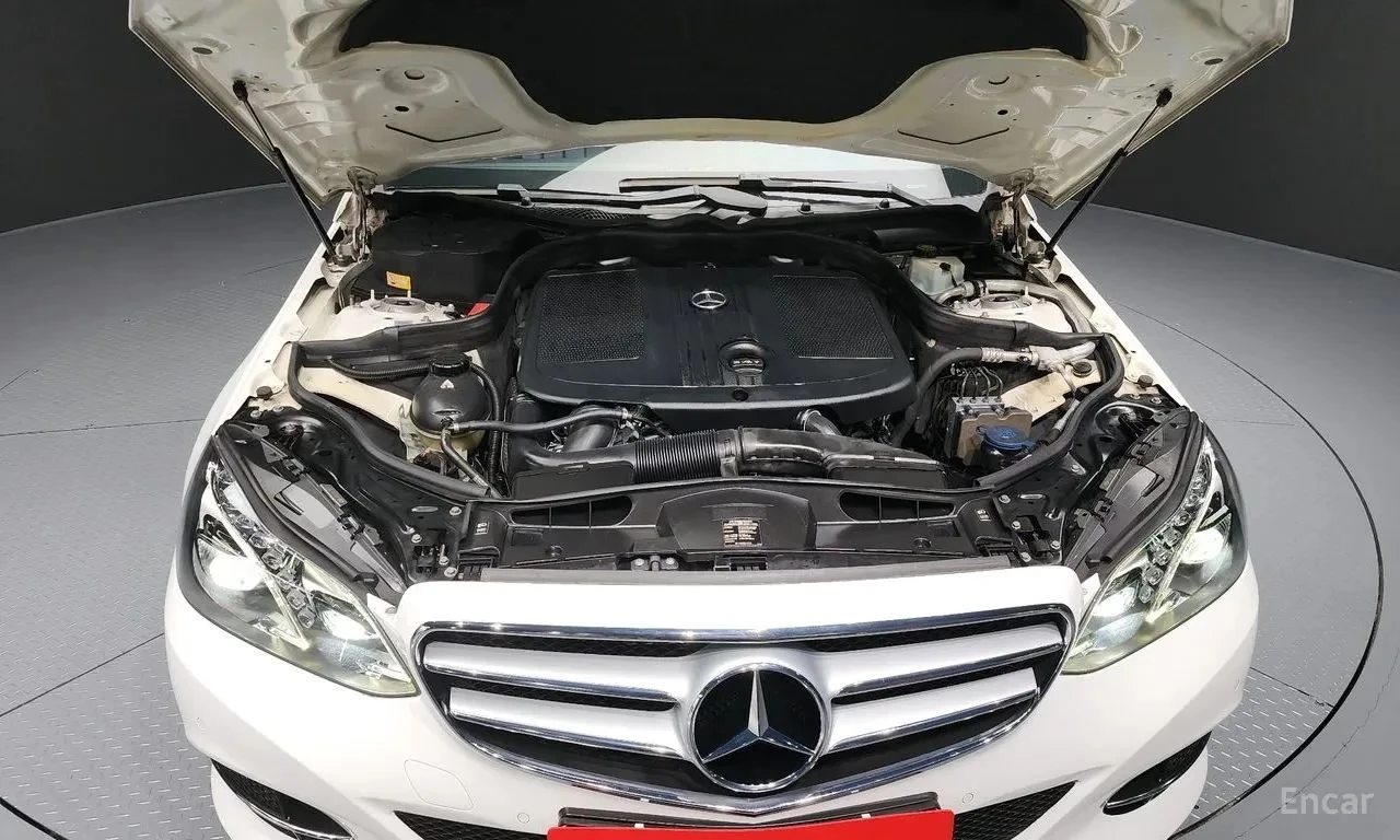 Mercedes-Benz E 250, снимка 6 - Автомобили и джипове - 56714888