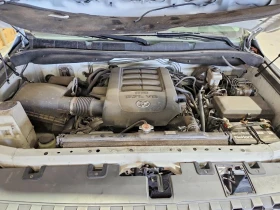 Toyota Tundra 5.7l Sr5, снимка 11