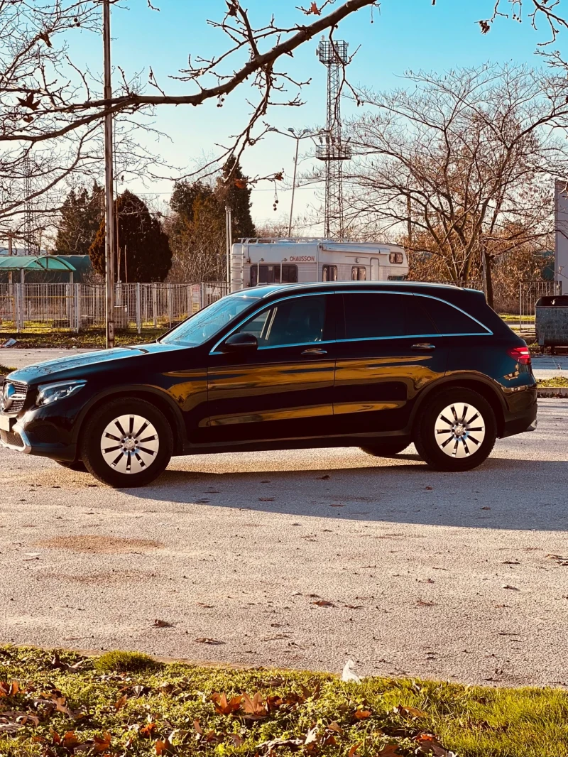 Mercedes-Benz GLC 250 4MATIC/9G-TRONIC/DISTRONIC/, снимка 4 - Автомобили и джипове - 52914098