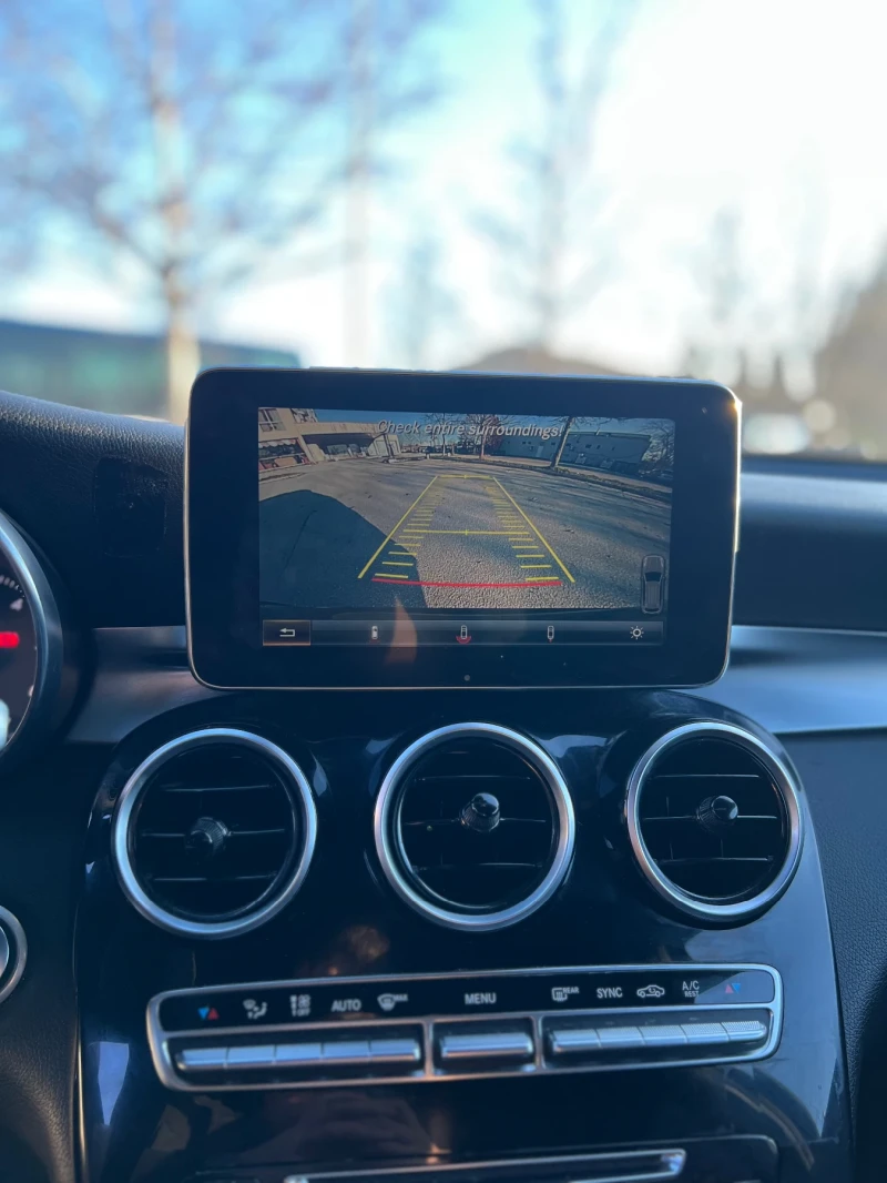 Mercedes-Benz GLC 250 4MATIC/9G-TRONIC/DISTRONIC/, снимка 9 - Автомобили и джипове - 52914098