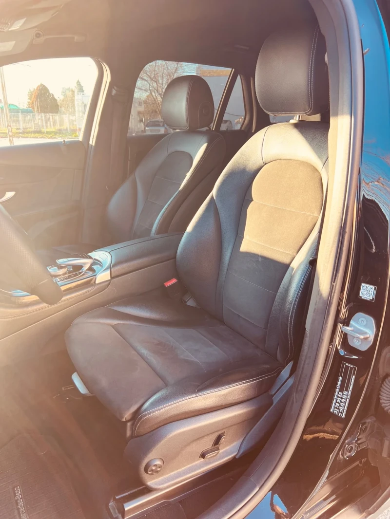 Mercedes-Benz GLC 250 4MATIC/9G-TRONIC/DISTRONIC/, снимка 12 - Автомобили и джипове - 52914098