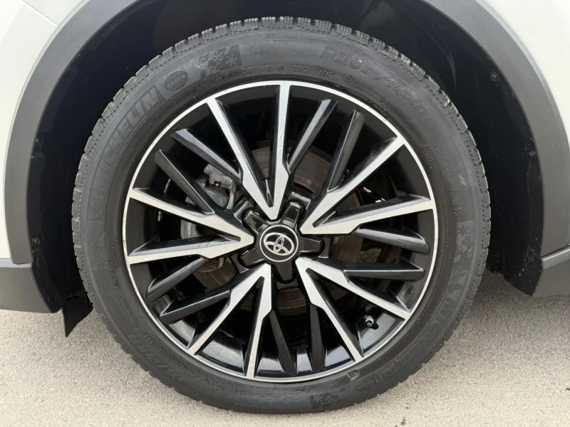 Toyota C-HR HYBRID 1.8  93000, снимка 17 - Автомобили и джипове - 53471324