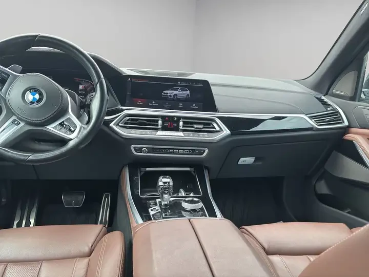 BMW X5 M SPORT/АDAPTIVE SUSPENSION/SWAROVSKI/KEYLESS, снимка 10 - Автомобили и джипове - 54348521