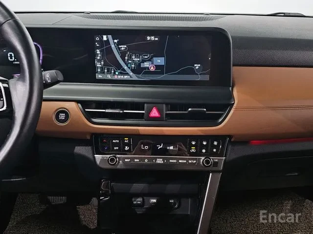 Kia Seltos 1.6 Turbo 4WD, снимка 14 - Автомобили и джипове - 55577954