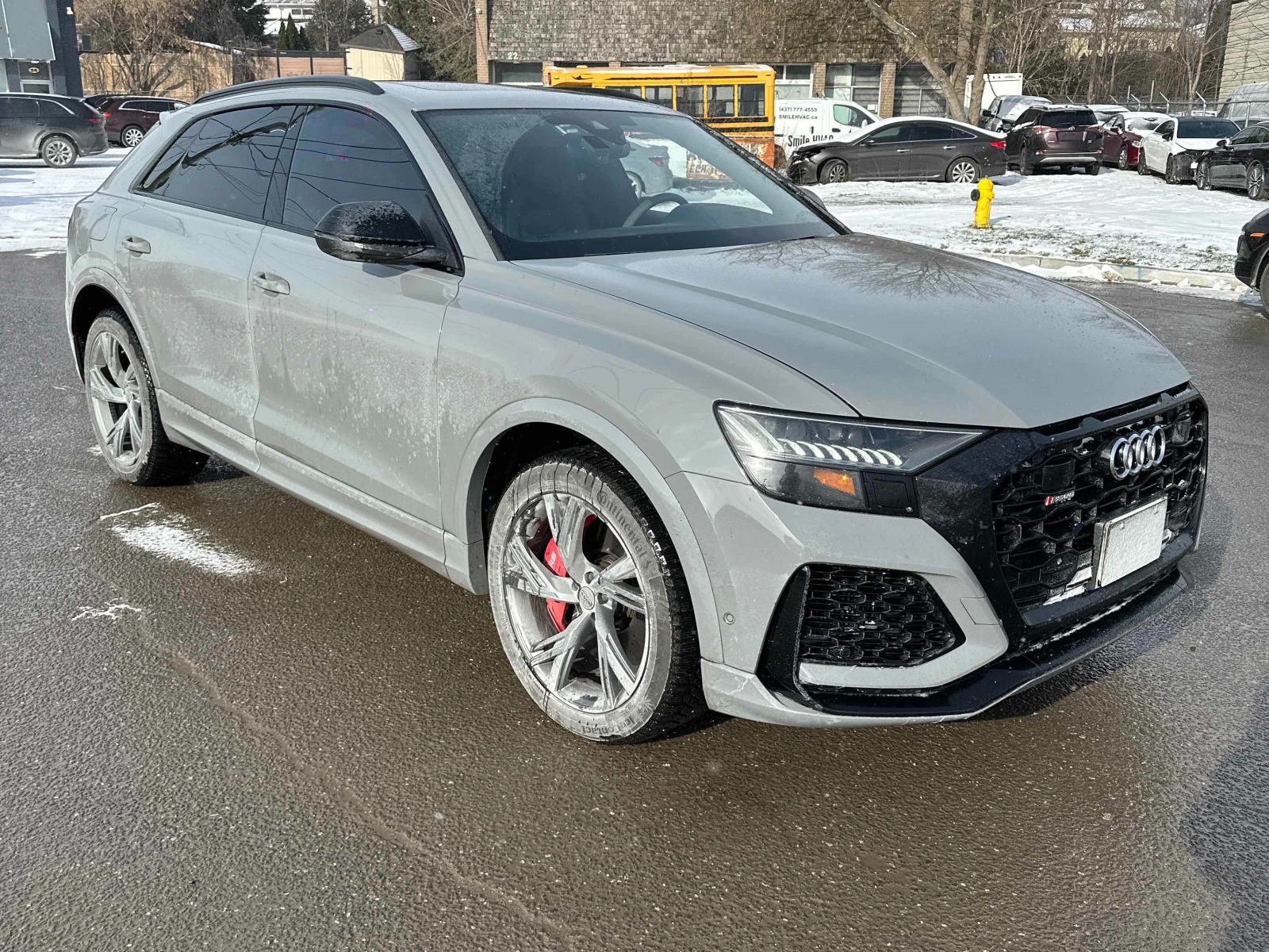 Audi RSQ8 CARFAX * * АВТО КРЕДИТ * * , снимка 1