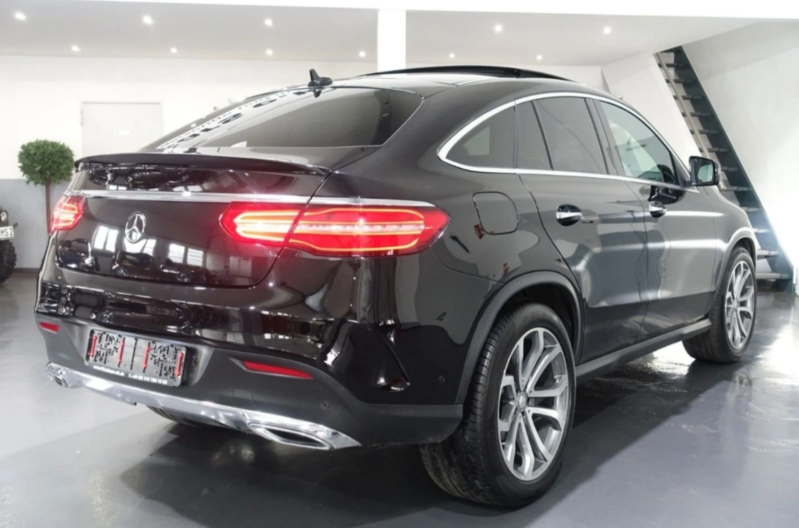 Mercedes-Benz GLE 350 Очакван Внос Mercedes GLE350d AMG  - изображение 4