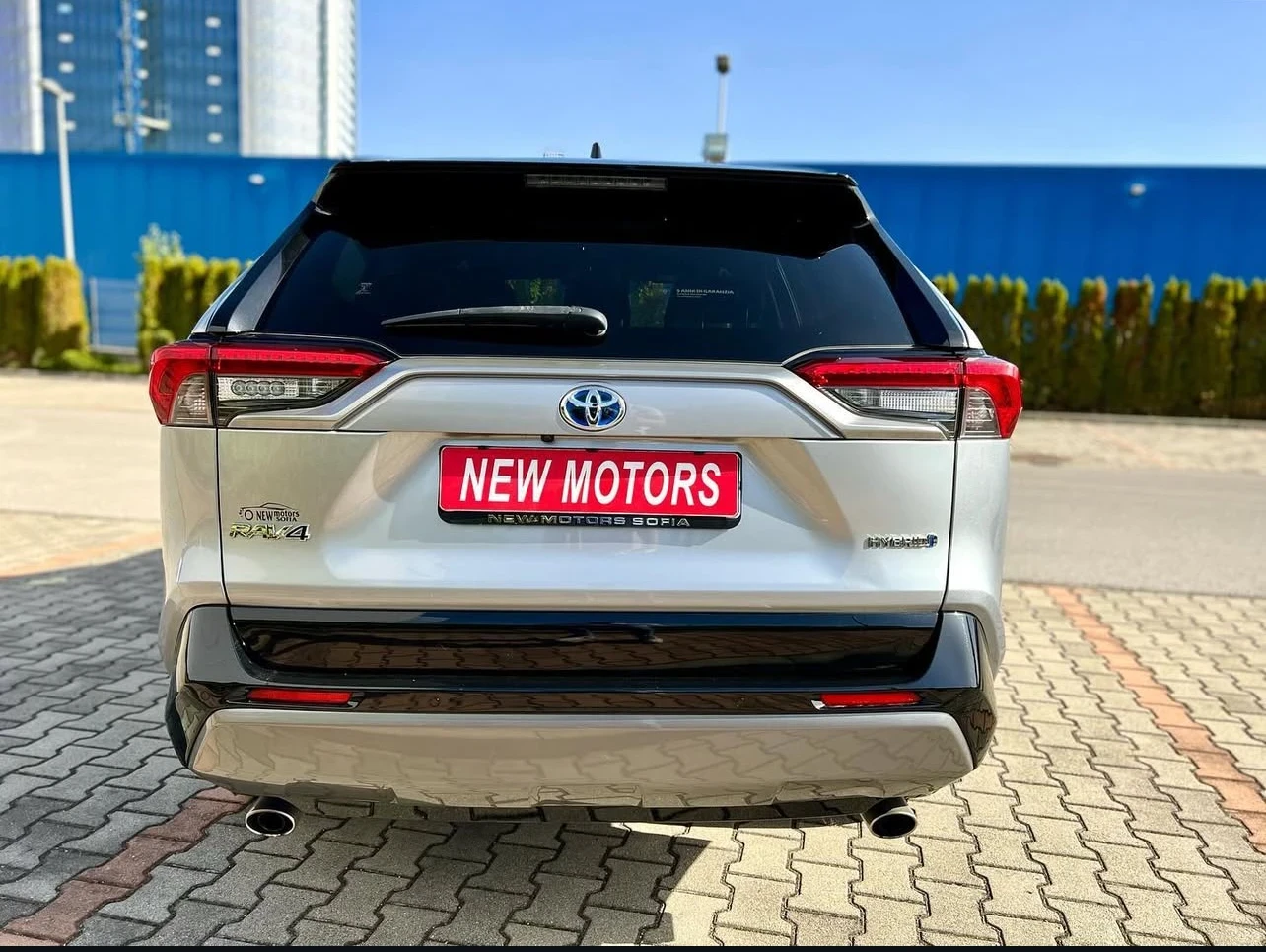 Toyota Rav4 2.5Hybrid-Регистриран-Обслужен-Лизинг през уникред - изображение 5