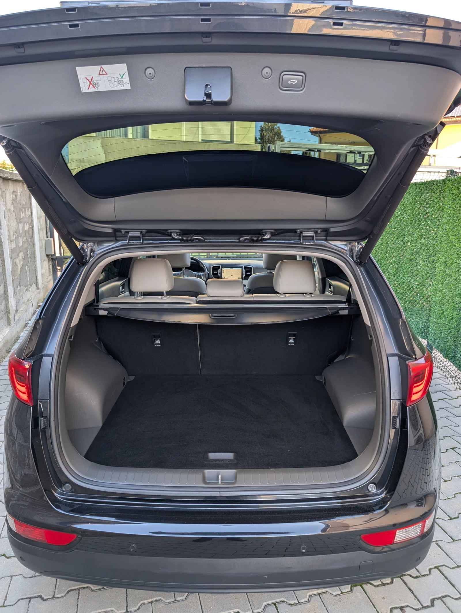 Kia Sportage 2.0CRDI* 4x4* Platinum* Обдухване* Панорама - изображение 7