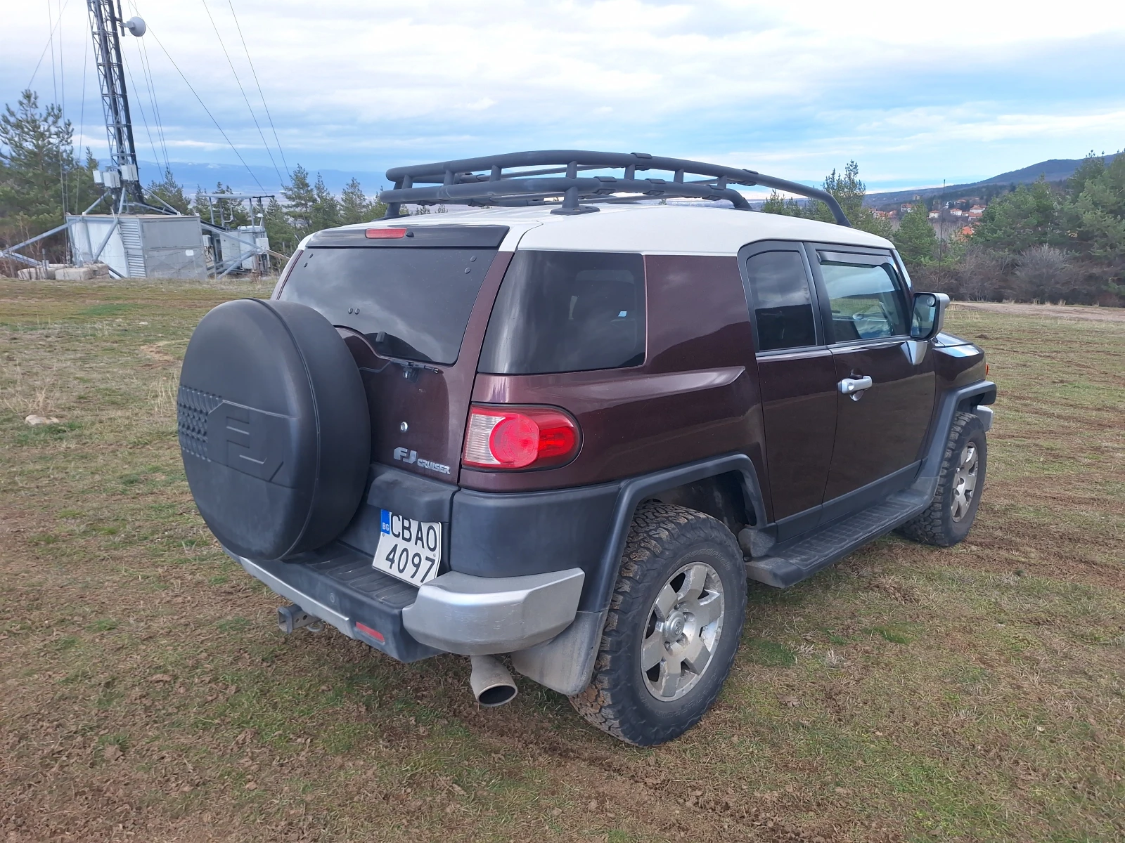 Toyota Fj cruiser 4.0 i V6 Automatic, LPG, А-Trac, Блокаж на диф, снимка 5 - Автомобили и джипове - 53610310