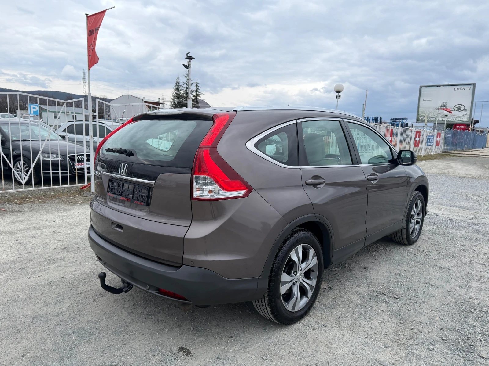 Honda Cr-v 2.0i - 155 к.с / АВТОМАТИК / 4Х4 / ЗАДНА КАМЕРА, снимка 5 - Автомобили и джипове - 53906048