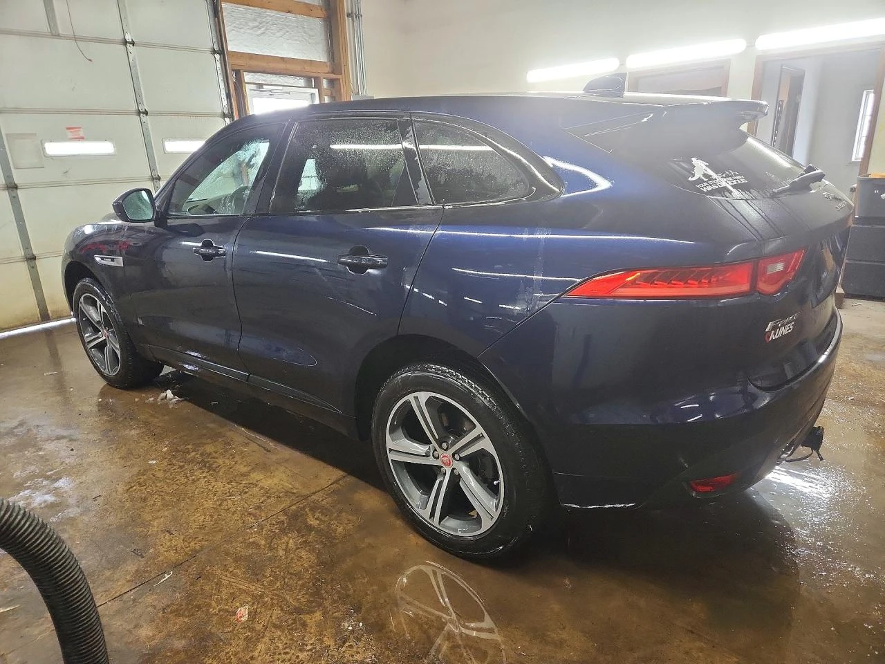 Jaguar F-PACE 2.0l R - Sport, снимка 2 - Автомобили и джипове - 54116349