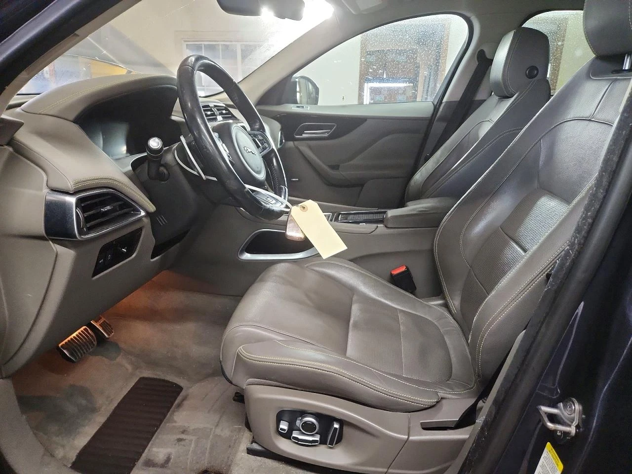 Jaguar F-PACE 2.0l R - Sport, снимка 7 - Автомобили и джипове - 54116349