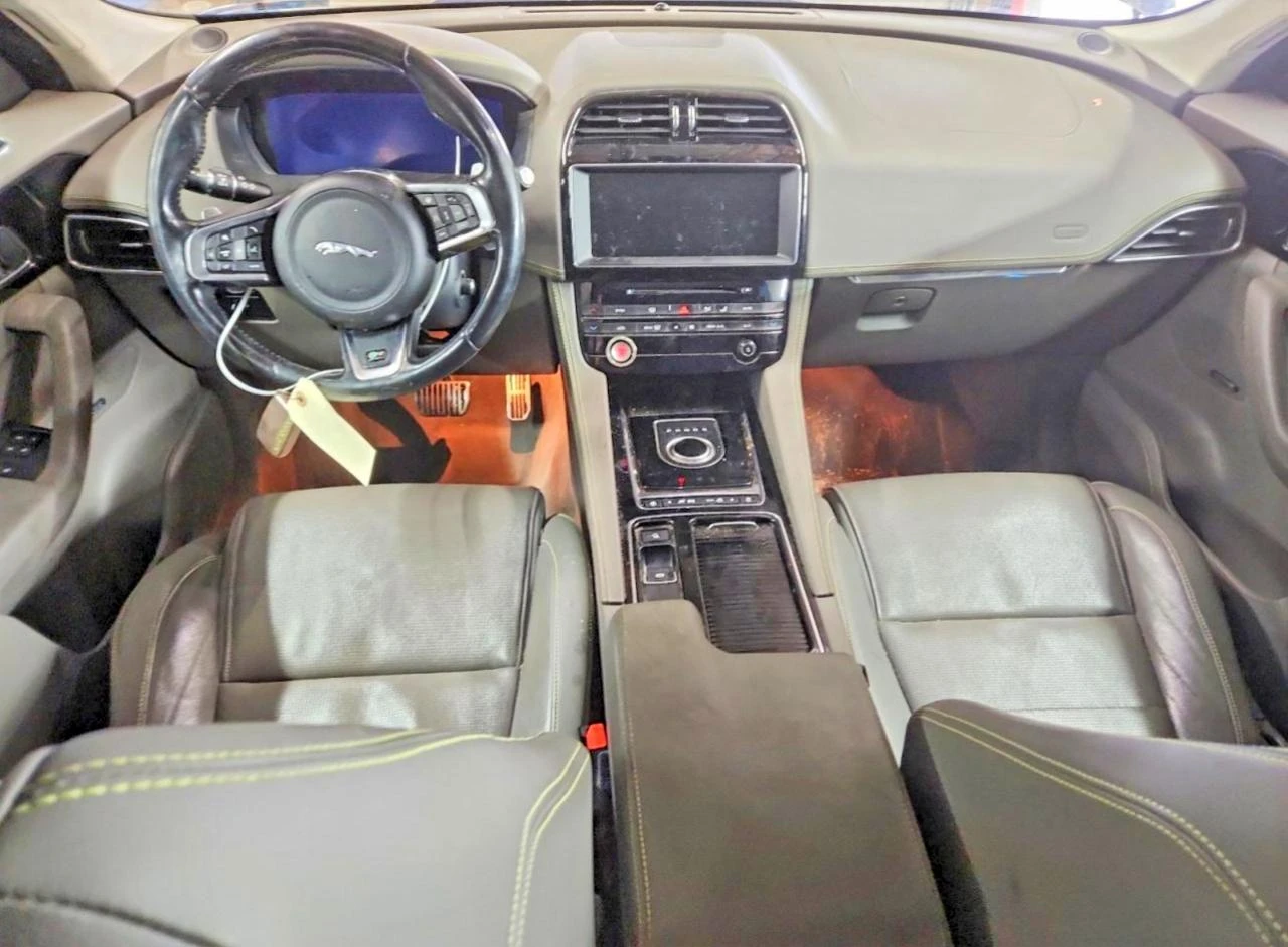 Jaguar F-PACE 2.0l R - Sport, снимка 8 - Автомобили и джипове - 54116349