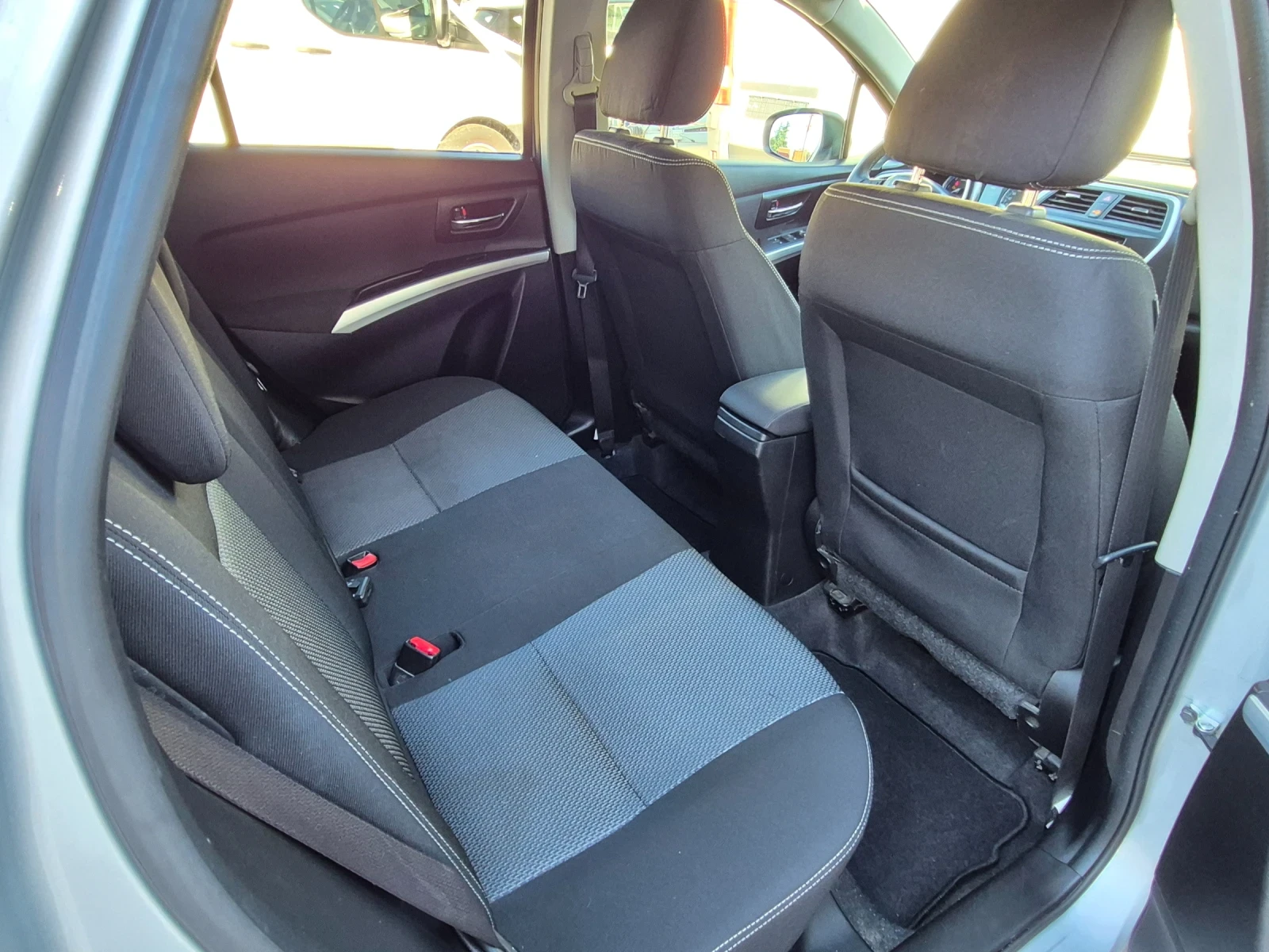 Suzuki SX4 S-Cross ФЕЙСЛИФТ  4+ 4  НАВИГАЦИЯ, снимка 14 - Автомобили и джипове - 54567852