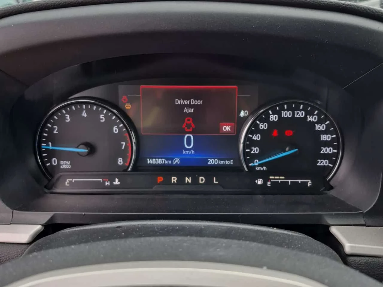 Ford Explorer * XLT * АВТОКРЕДИТ БЕЗ ПЪРВОНАЧАЛНА ВНОСКА * , снимка 8 - Автомобили и джипове - 54605561
