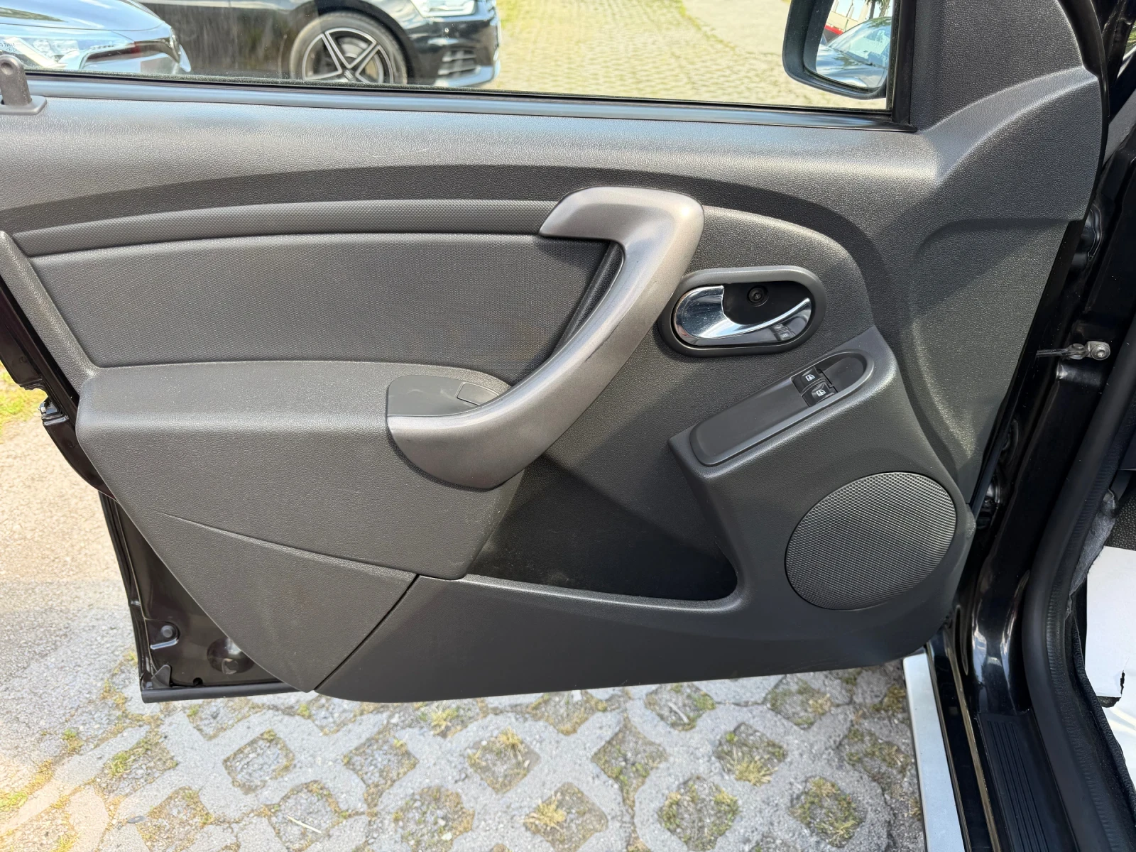 Dacia Duster 1.3TURBO/SPORT 4x4 | Mobile.bg � ����������� 8