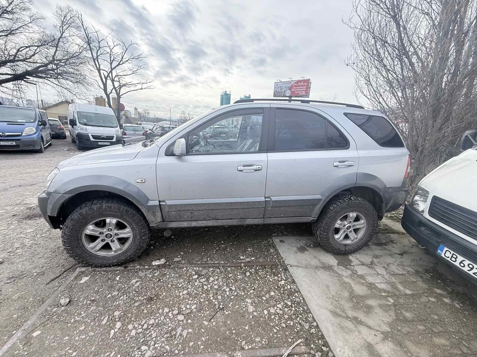 Kia Sorento 2.5 CRDi 3.5 inch lift, снимка 2 - Автомобили и джипове - 55016184