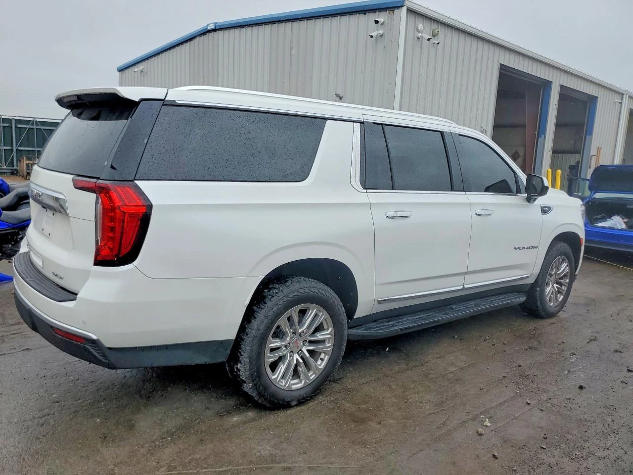 Gmc Yukon 5.3l Xl K1500 Slt, снимка 3 - Автомобили и джипове - 56075568