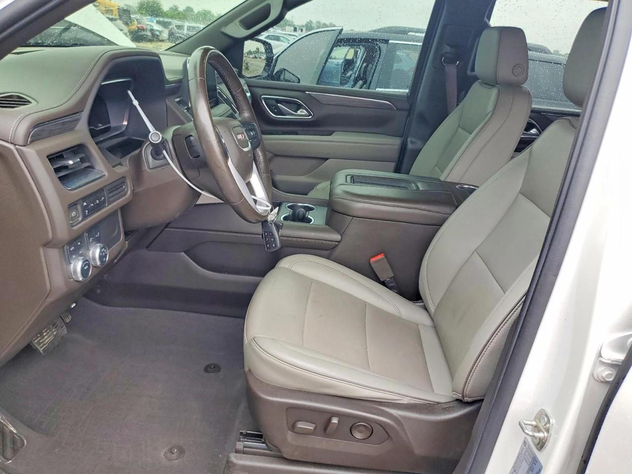 Gmc Yukon 5.3l Xl K1500 Slt, снимка 7 - Автомобили и джипове - 56075568