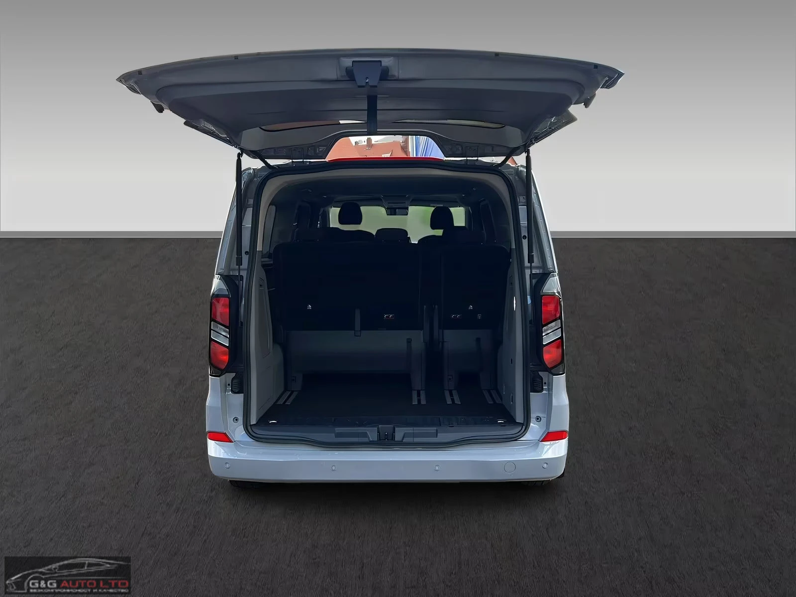 Ford Tourneo CUSTOM/170HP/L2/TITANIUM/NAVI/LED/CPLAY/536q, снимка 13 - Бусове и автобуси - 55433953