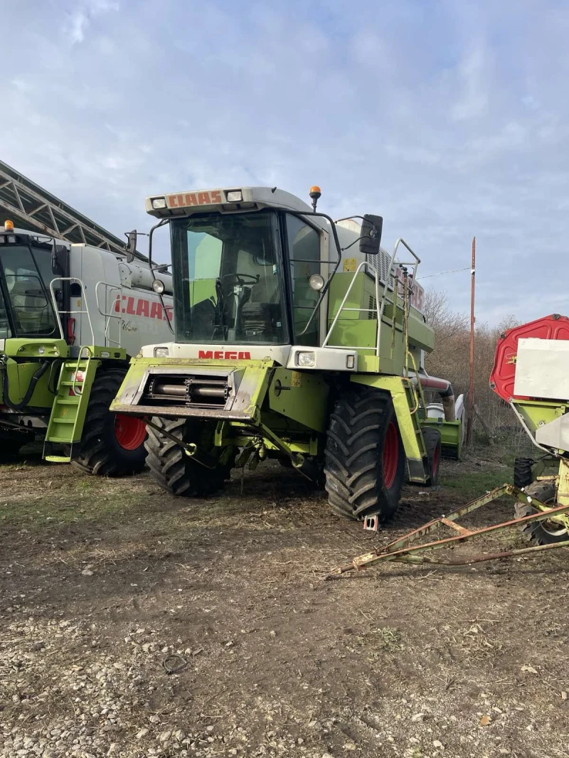 Комбайн Claas 204, снимка 2 - Селскостопанска техника - 48087789