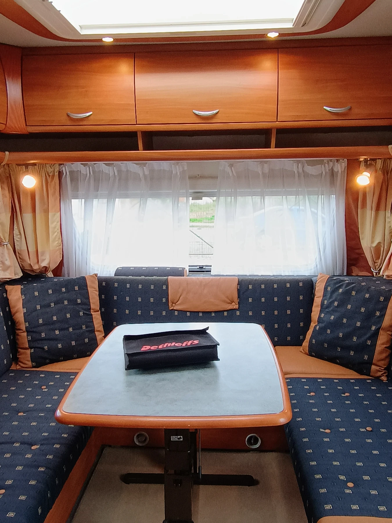 Каравана Dethleffs Beduin 510 BD , снимка 8 - Каравани и кемпери - 54093428