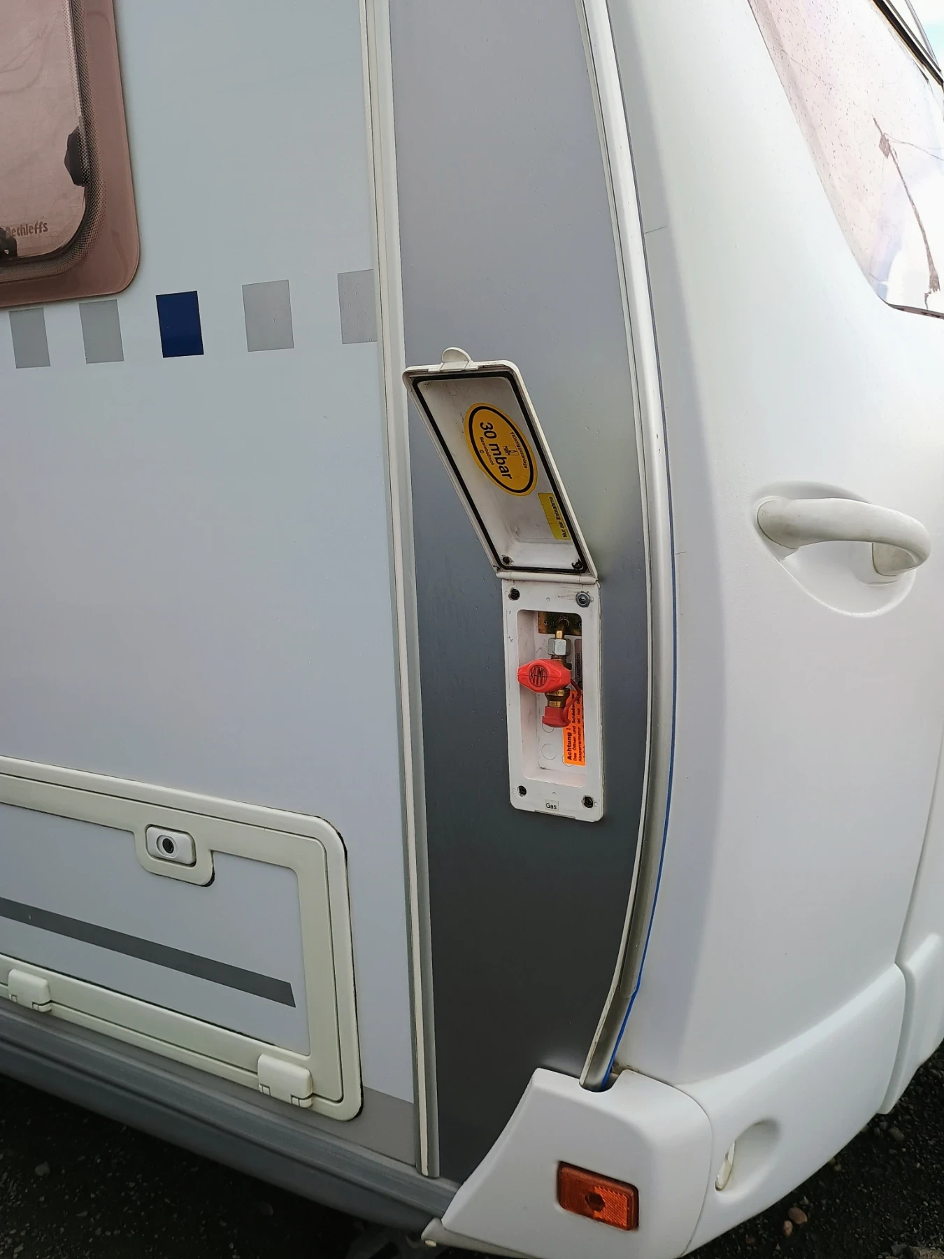 Каравана Dethleffs Beduin 510 BD , снимка 5 - Каравани и кемпери - 54093428