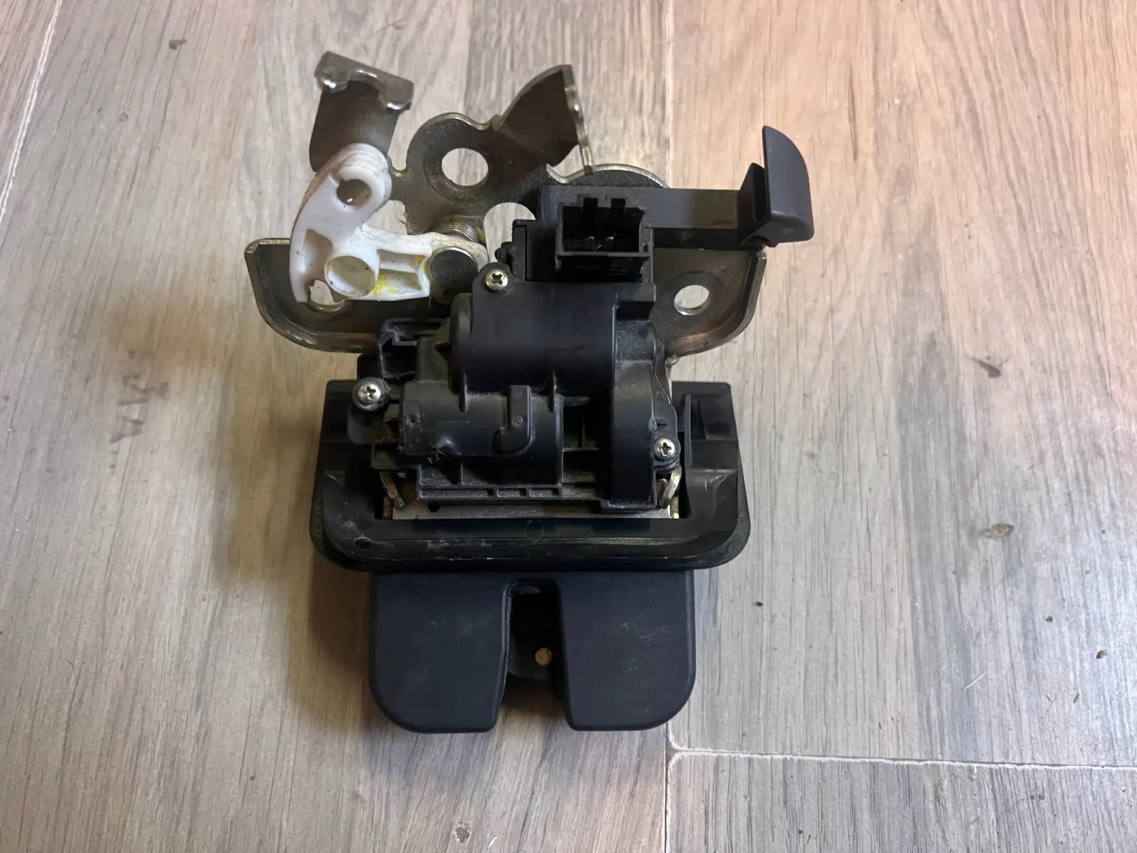 8K9827505 ����� ����� ����� VW T-ROC 8P4827520B | Mobile.bg � ����������� 2